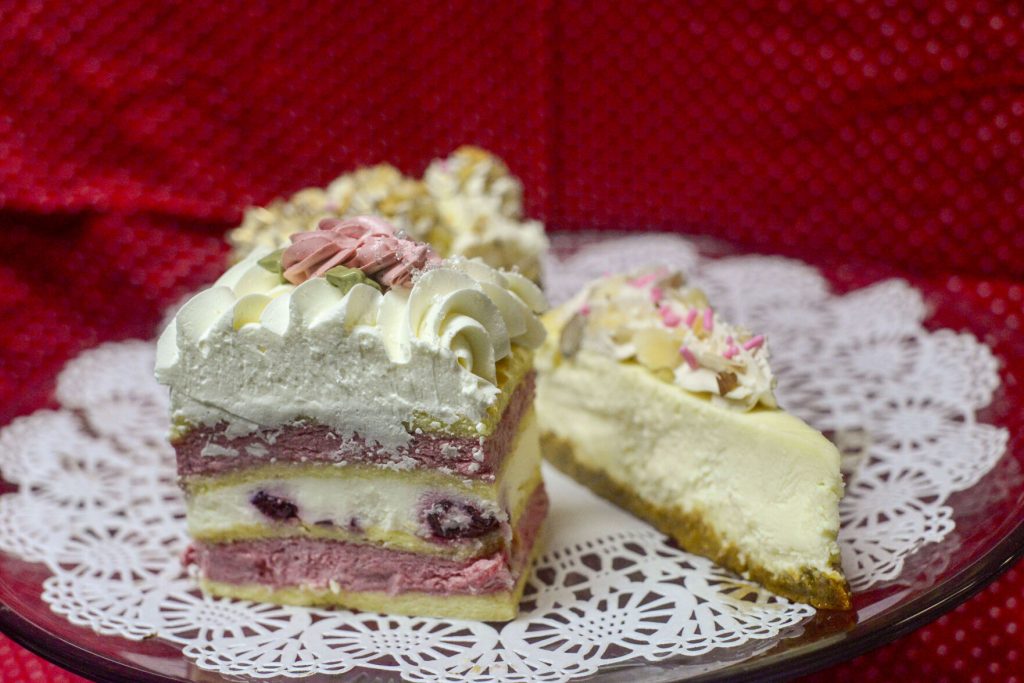 Some-of-the-romantic-desserts-on-sale-at-the-Vermont-Country-Deli-vermont-country-magazine