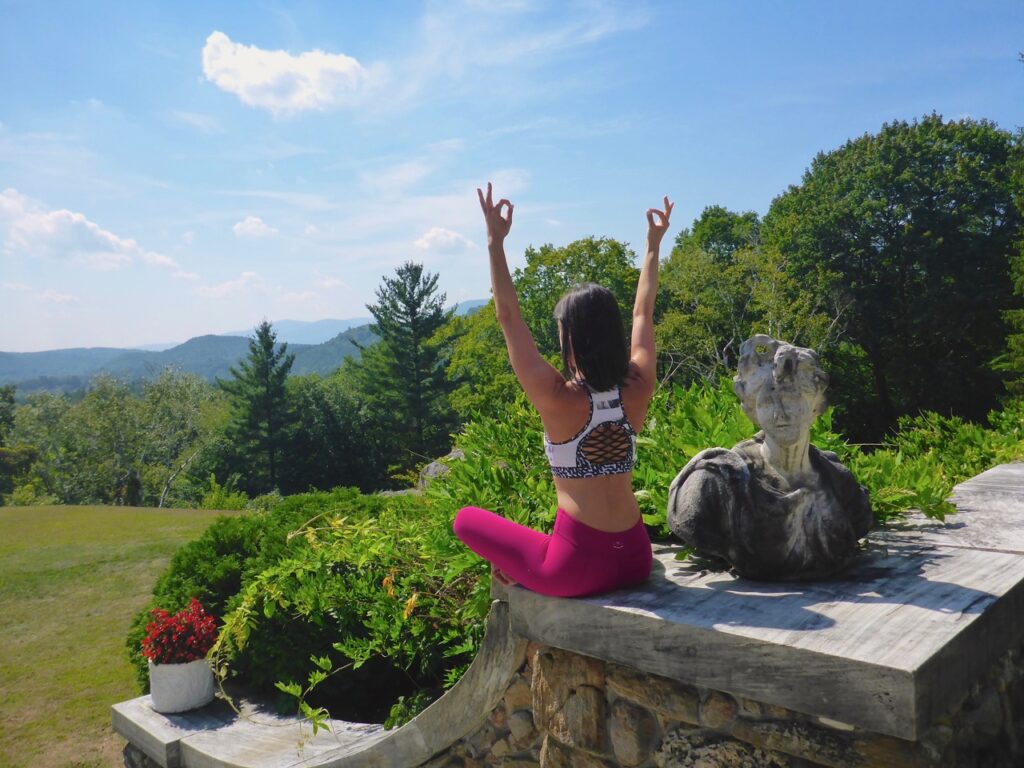 Wilbuton_Inn_Yoga_Om