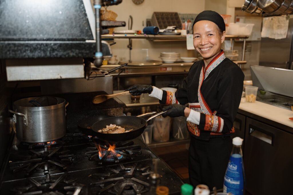 Taan-Thai-Restaurant-Bennington-Vermont-South Vermont-9 Large