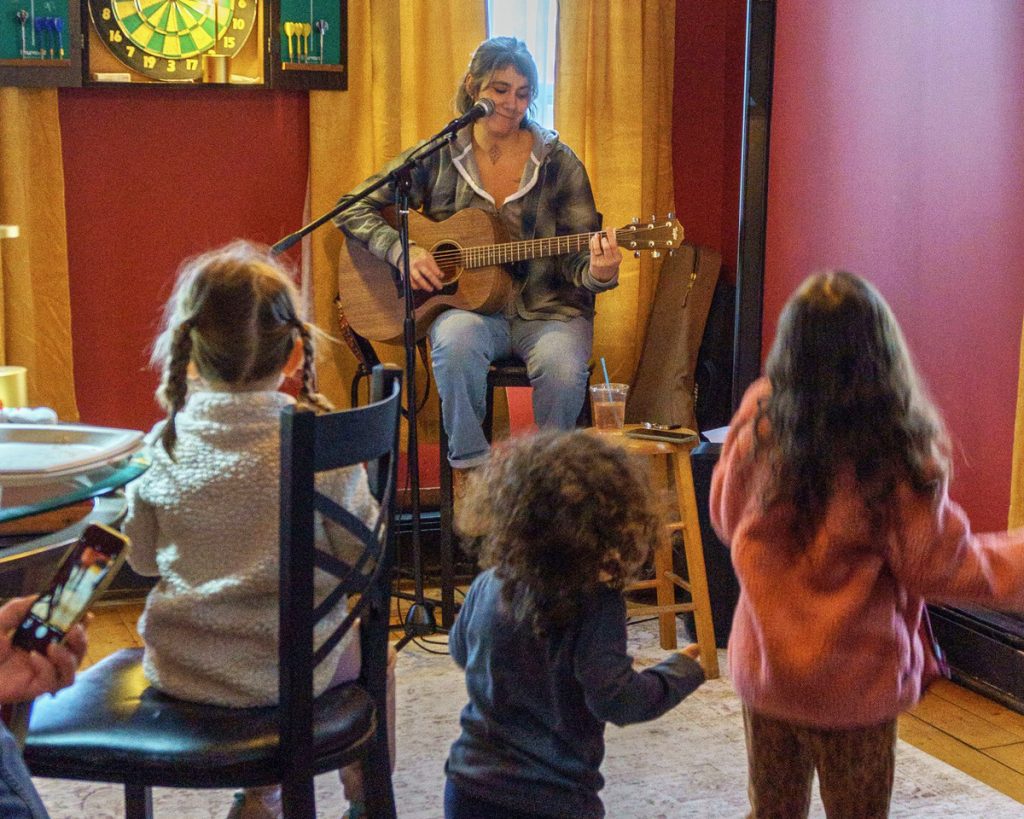 Musician ‘like bunny’ performs at Winter Fest in North Bennington.