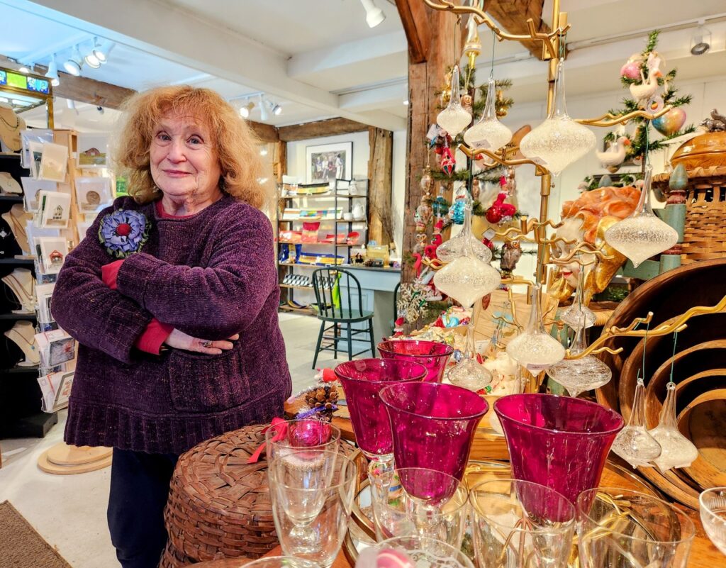 three-pears-gallery-manchester vermont- greg deluca and judith -8 Large