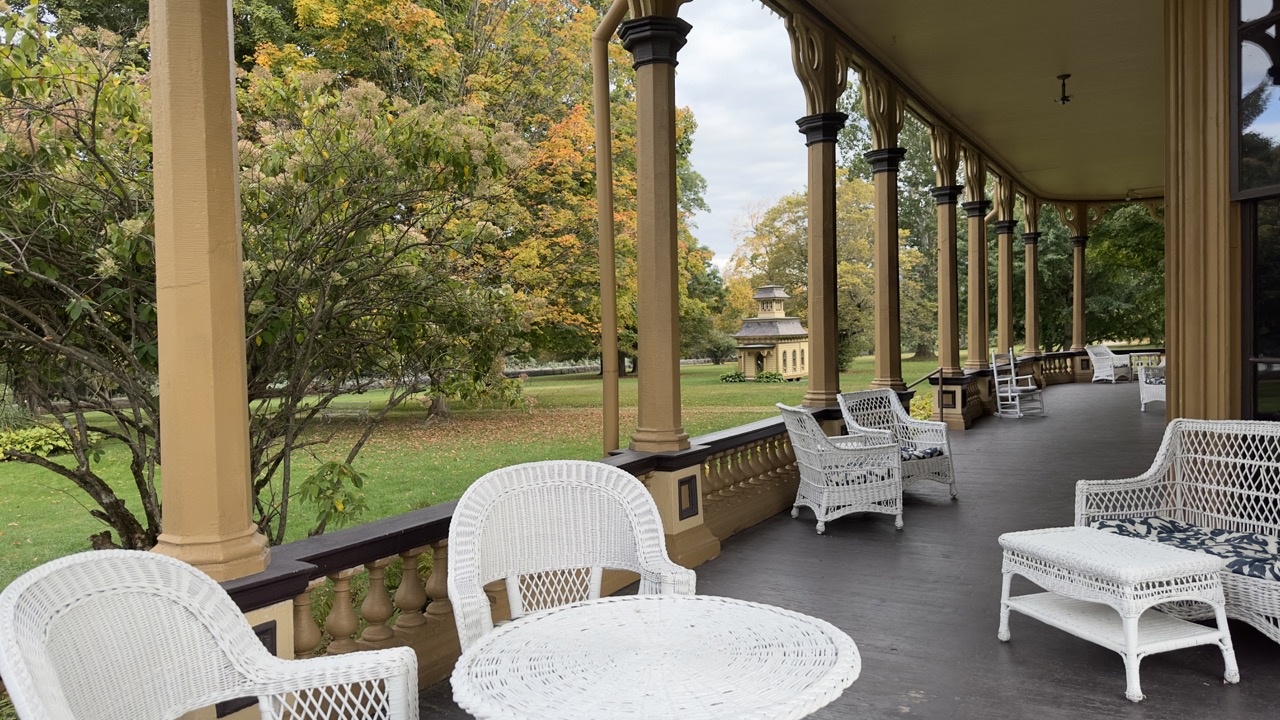 relax_on_the_veranda Large
