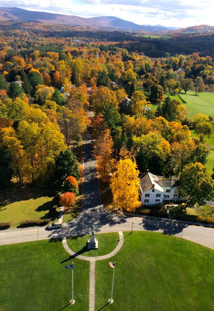 Bennington-Vermont-Visit-Fall-Foliage-Leef peeping-Autumn-12